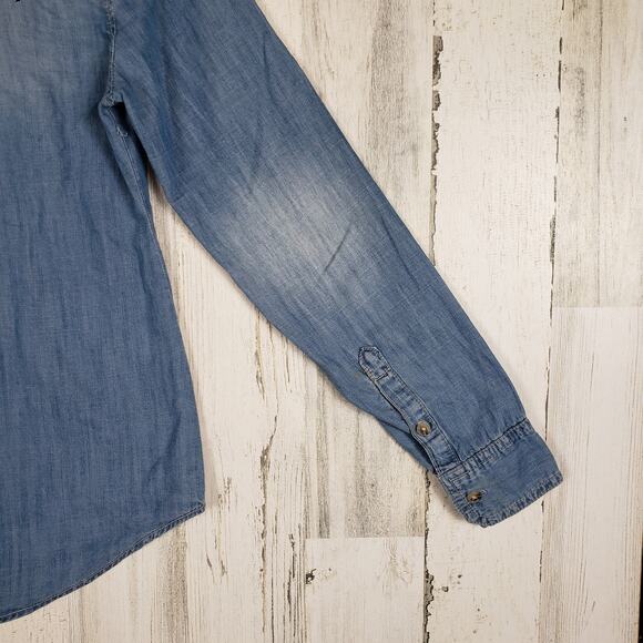 Staring At Stars Urban Outfitters Chambray Denim Embroidered Top Women's Small - Picture 16 of 16